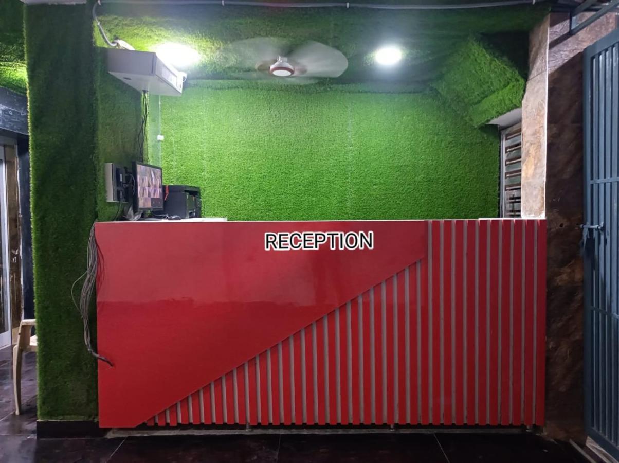 Hotel Twamev Couple Friendly Laxmi Nagar New Delhi Luaran gambar