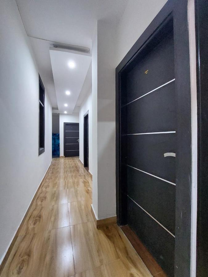 Hotel Twamev Couple Friendly Laxmi Nagar New Delhi Luaran gambar
