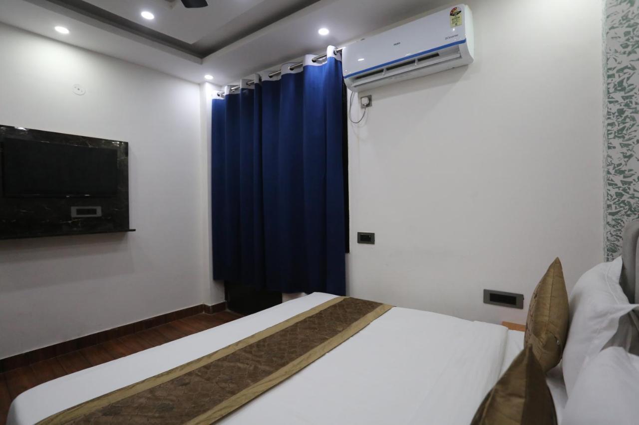 Hotel Twamev Couple Friendly Laxmi Nagar New Delhi Luaran gambar