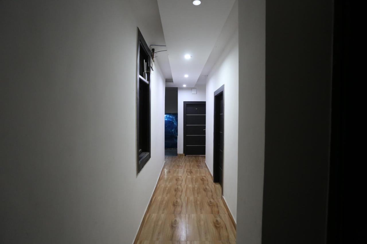 Hotel Twamev Couple Friendly Laxmi Nagar New Delhi Luaran gambar