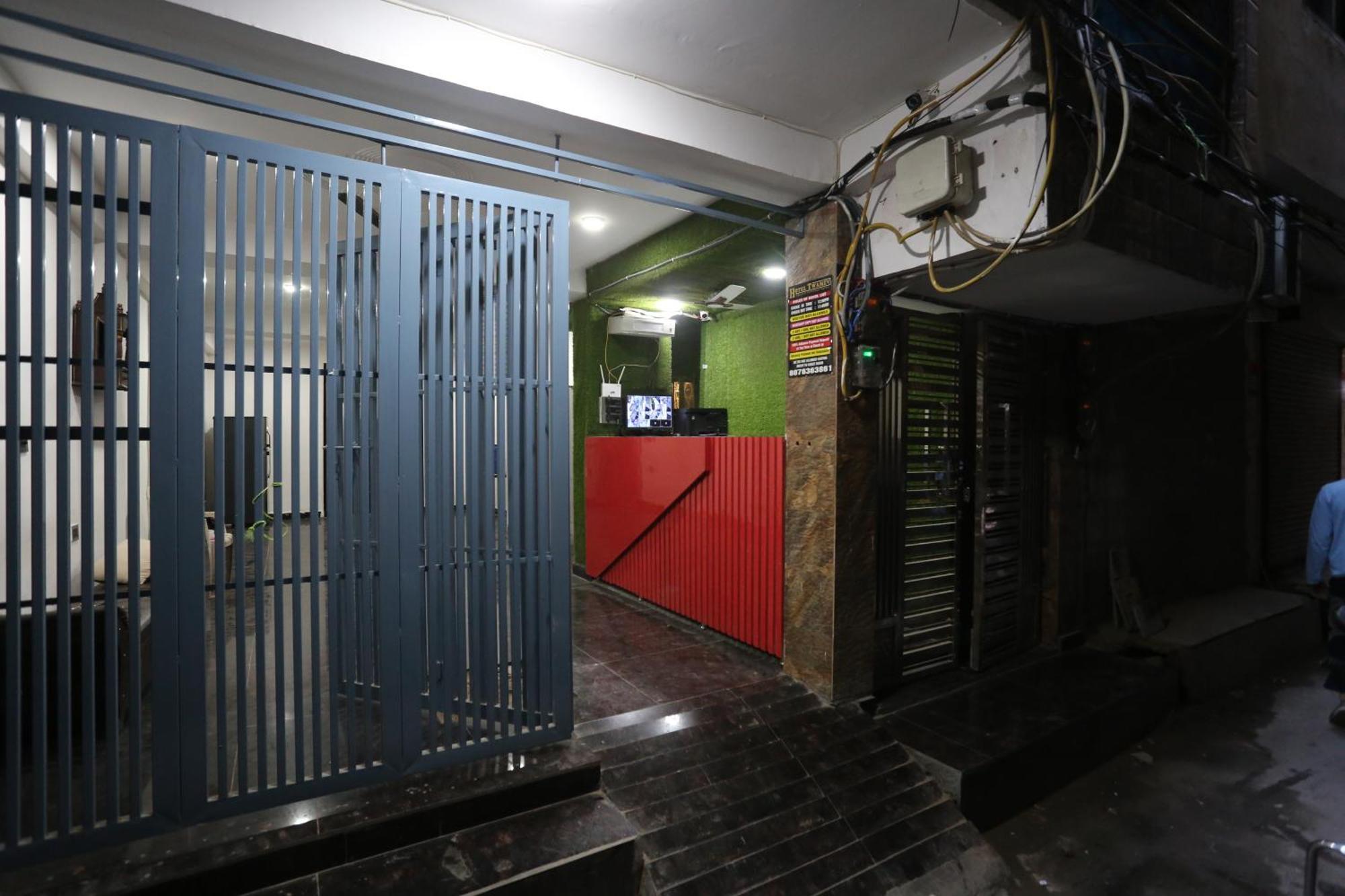 Hotel Twamev Couple Friendly Laxmi Nagar New Delhi Luaran gambar